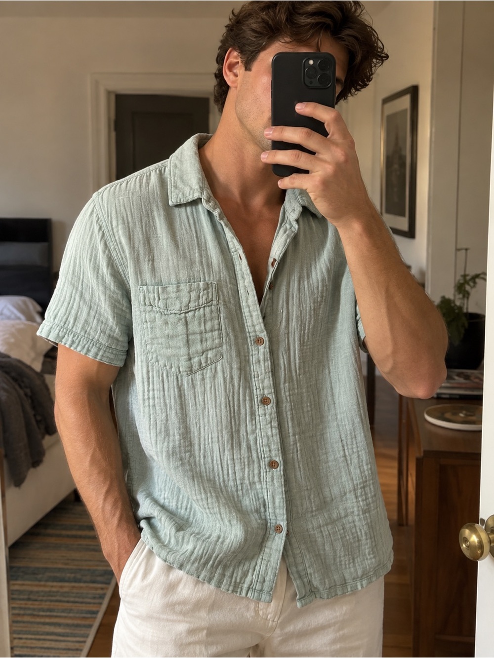 Aeropostale Men's Short-Sleeve Button-Down Gauze Lightweight Shirt in Sage Green